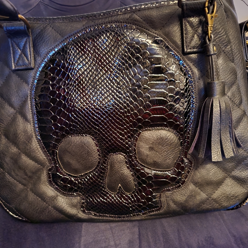 Skull purse